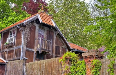 Old Wooden House