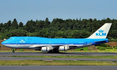 KLM's B-747/400, PH-BFG Reversing
