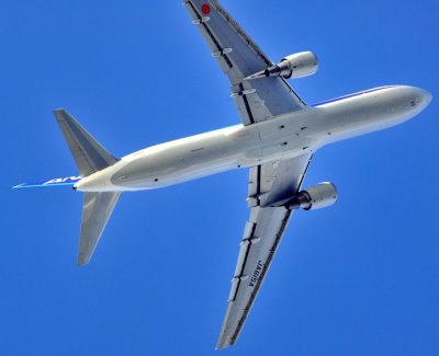 ANA's B-767/300, JA615A, Climbing