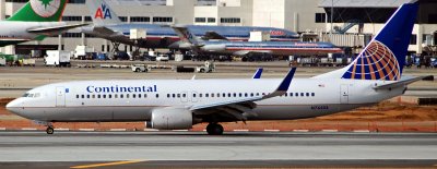 Continental Boeing B-737/800 WL