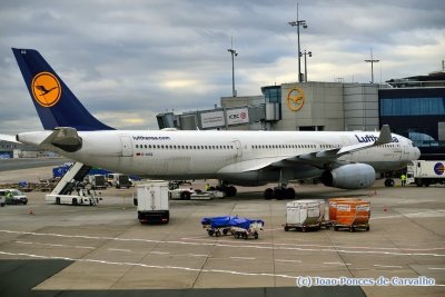 Lufthansa A330-300X, D-AIKQ