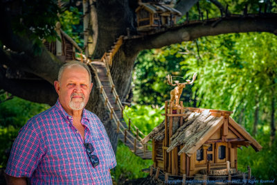 2017 - Ken at Floral Showhouse Miniature Houses Garden - Niagara Falls, Ontario - Canada