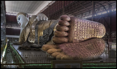 reclining buddha feet.jpg