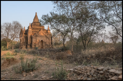 Bagan temple ruin.jpg