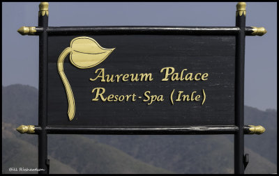 Inle Lake hotel sign.jpg