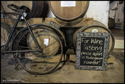 wine tasting signwbike.jpg