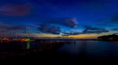 D52_5734_30_PierWaitsPatiently.jpg