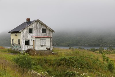 Mist, rain and an abandoned house