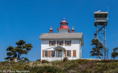 Yaquina Bay lighthouse