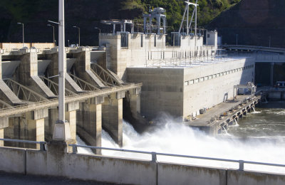 5. Out of the lock and looking back at the spillway and, to the right, the power house.