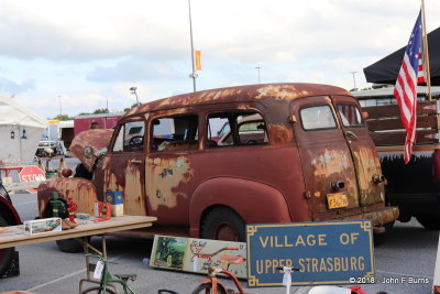 1951 GMC SUBURBAN