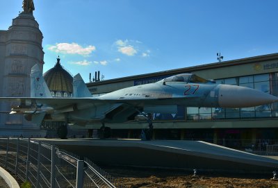 Multipurpose jet fighter Su-27 2