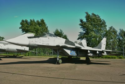 Multipurpose jet fighter Su-27 4