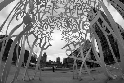 RM_180324-14-Montreal-Boul R Bourassa-Sculpture Source (Jaume Plensa).jpg