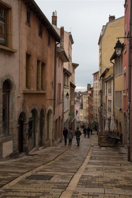 Lyon1 (Custom).jpg
