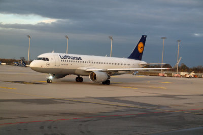 Lufthansa Embraer jet at Munich