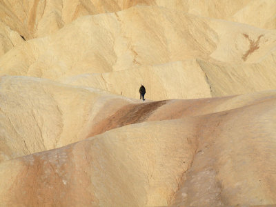 Walking in the badlands, Death Valley