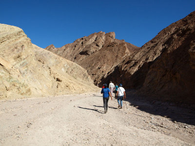 Into Golden Canyon in the heat, Death Valley