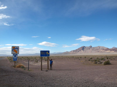 The California Border sign