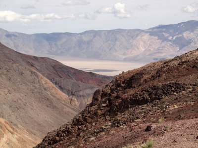 A view through the canyon, Death Valley