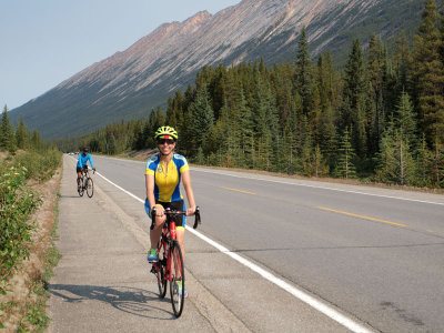 Riding on the Icefields Parkway