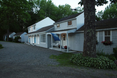 Arrival at the Lincolnville Motel at sunset