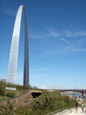 The railroad tunnel beside the Gateway Arch