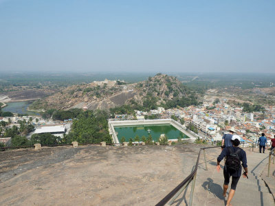 Heading back down Vindhyagiri hill in Shravanabelagola