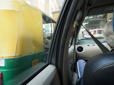 Spacing of traffic in Bangalore
