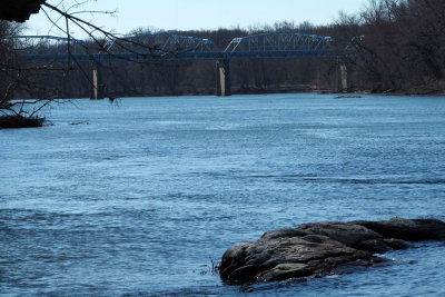 Morning blue on the Potomac river