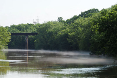 Morning mist  on the Monocacy river