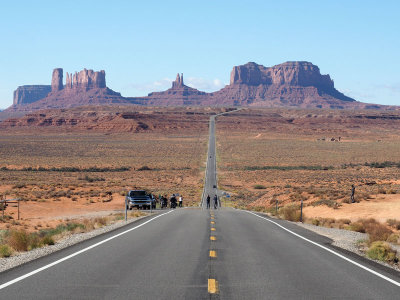 The view of Monument Valley heading west on US 163