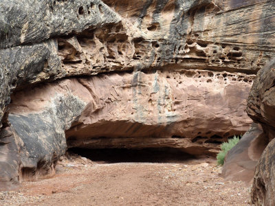 Hiking the Grand Wash in Capitol Reef National Park