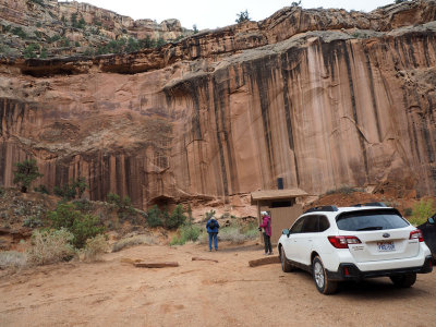 Restroom in the parking area at the end The Grand Wash trail, Capitol Reef NP