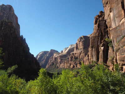 View of the Zion Valley from Weeping Rock
