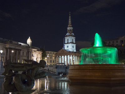 Trafalgar Square at night