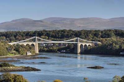 Menai Suspension Bridge (1826)