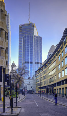 Along London Wall towards Bishopsgate