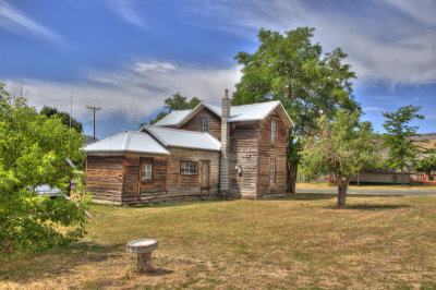 _JMR9786_7_8_tonemapped.jpg