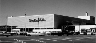 The History of River Roads Mall 