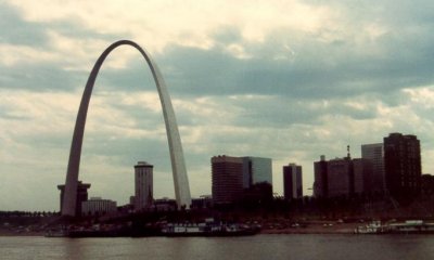 St. Louis Arch (1980)
