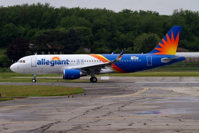 Airbus_A320-214s_7664_F-WWDZ_2017_AAY_LFBO_003.jpg