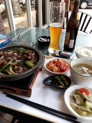 This restaurant had three outdoor tables, so it became my prefered lunch spot in Kaoshiung