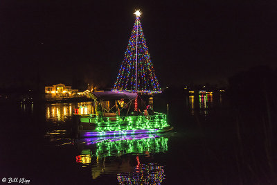 Willow Lake Lighted Boat Parade  45