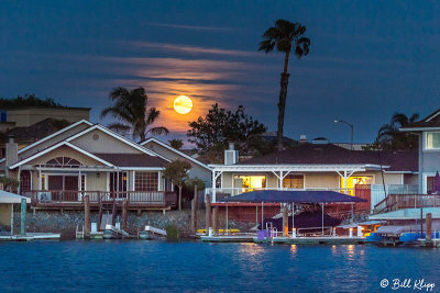 Full Moon over Discovery Bay 25
