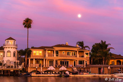 Moon over Lido Bay   5