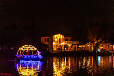 Willow Lake Lighted Boat Parade  104