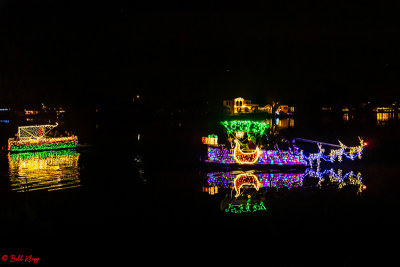 Willow Lake Lighted Boat Parade  122