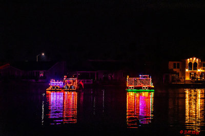 Willow Lake Lighted Boat Parade  125
