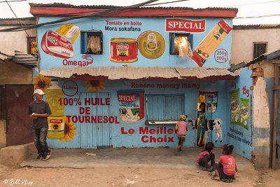 Antananarivo Street Scene   12